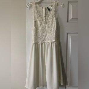 H&M lace dress
